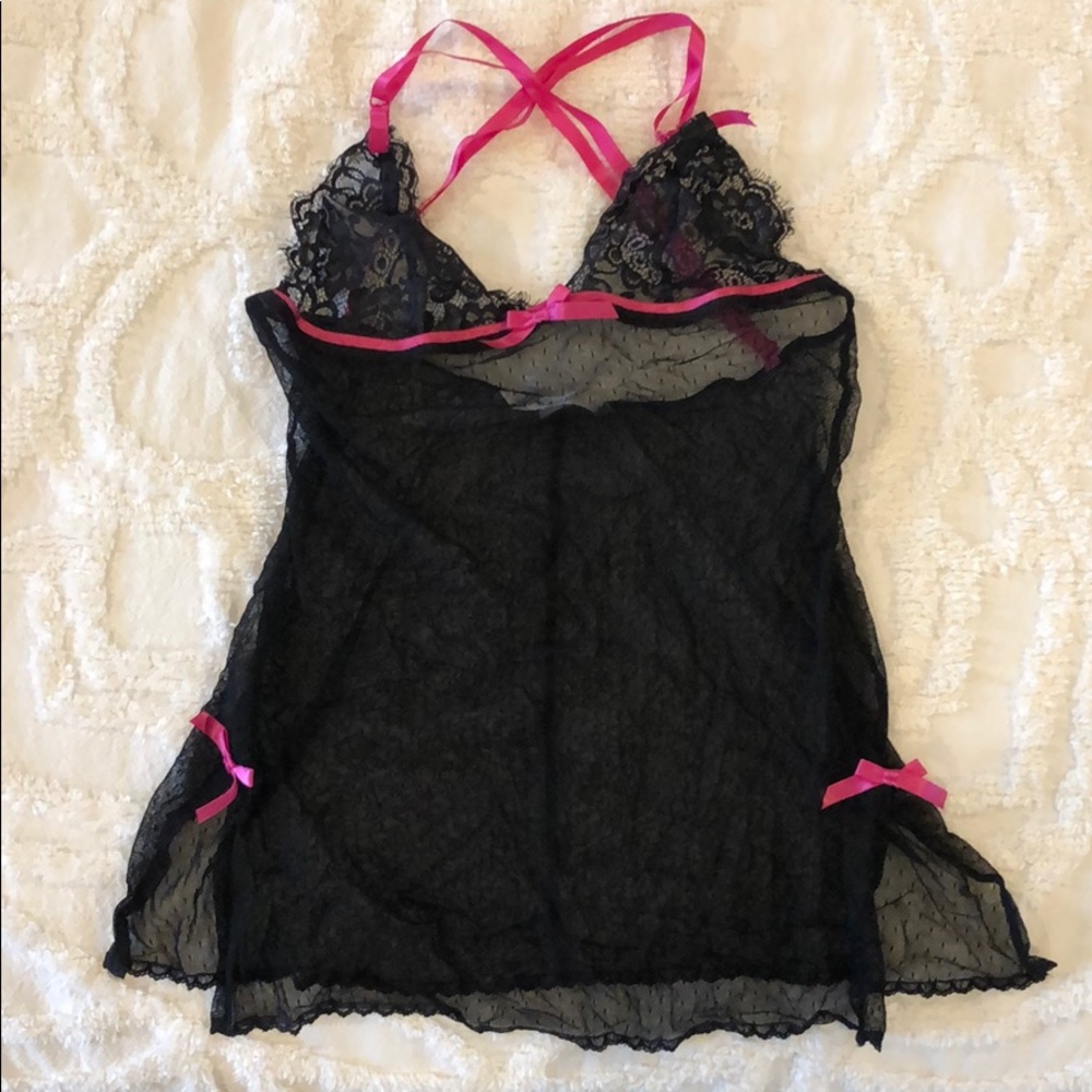 Never worn Victoria’s Secret lingerie M